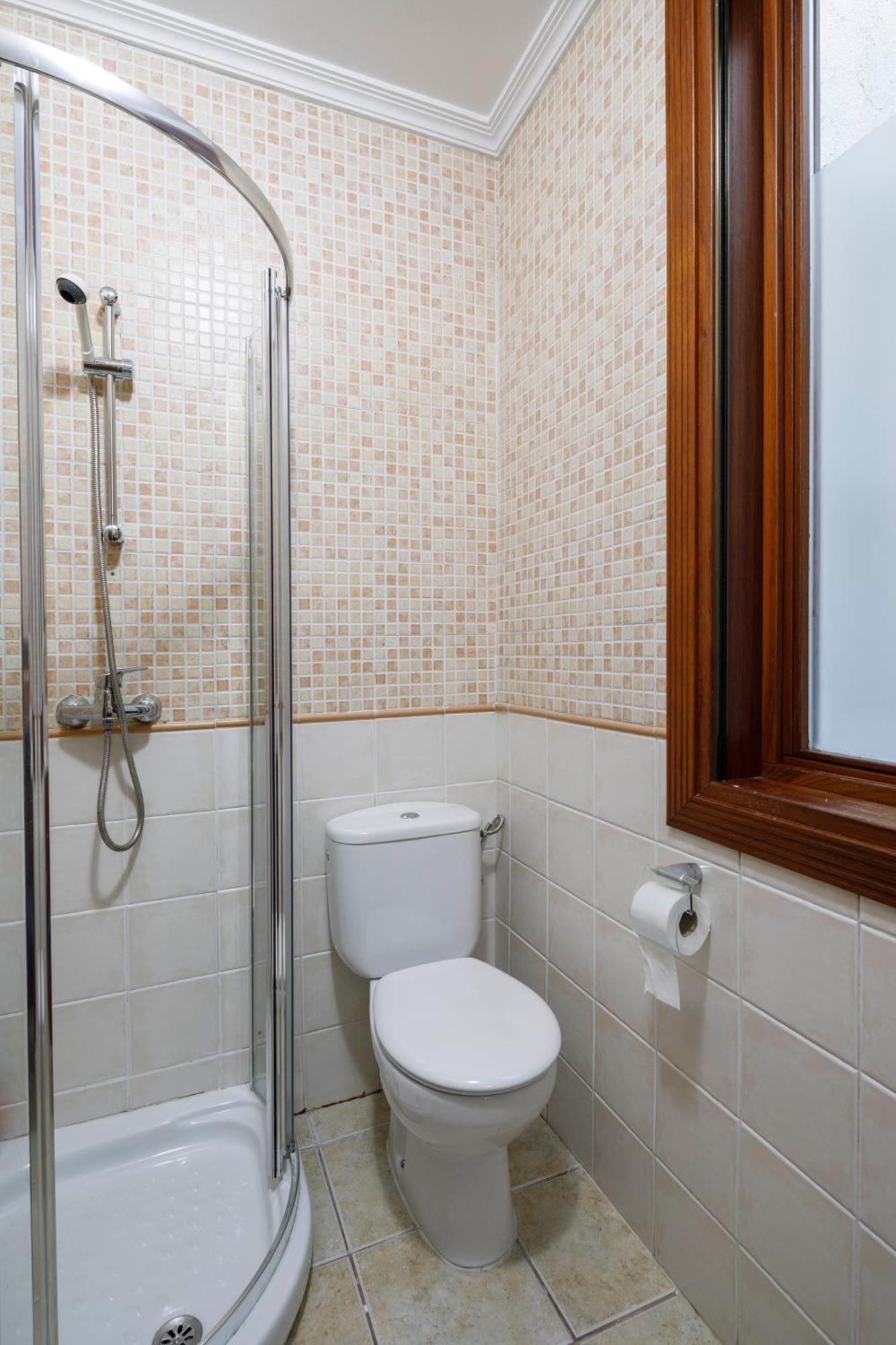 Con Encanto En El Casco Vello En Berbes Appartement
